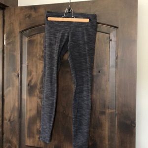 lululemon Wunder Unders low rise brushed size 6